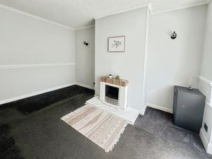 Lounge- click for photo gallery